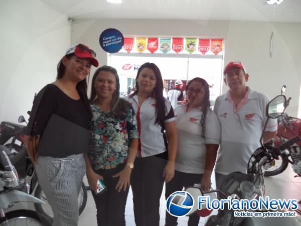 Cajueiro Motos inaugura nova concession&aacute;ria em &Aacute;gua Branca.(Imagem:FlorianoNews)