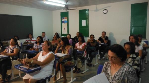 Rede estadual de ensino ser&aacute; contemplada com quadras esportivas.(Imagem:FlorianoNews)