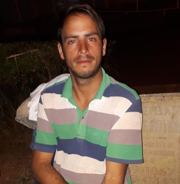 Morador de rua no Distrito Federal procura por família em Floriano