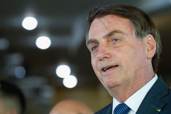 Bolsonaro grava vídeos personalizados para municípios estratégicos