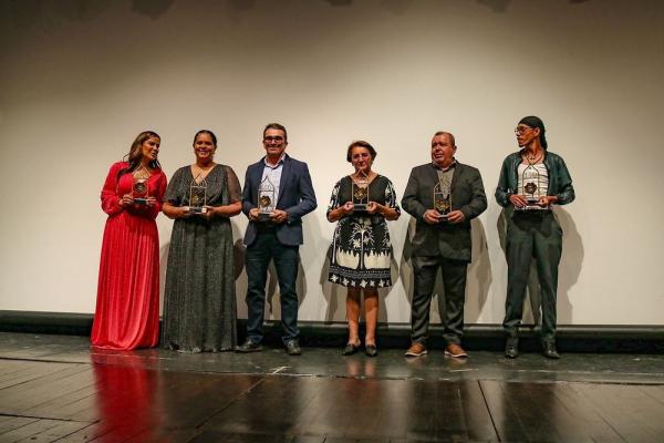 Reconhecimento e emo&ccedil;&atilde;o marcam 6&ordf; noite de comemora&ccedil;&otilde;es do anivers&aacute;rio do Theatro 4 de Setembro(Imagem:Divulga&ccedil;&atilde;o)