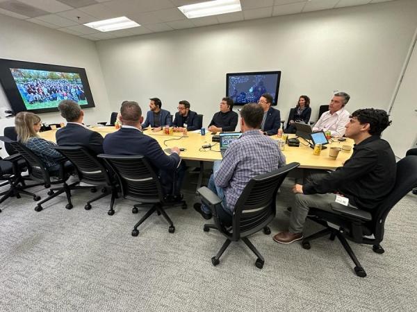 O governador pautou assuntos de interesse do governo com a gigante da tecnologia, abrindo oportunidades de neg&oacute;cios.(Imagem:Divulga&ccedil;&atilde;o)