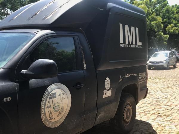 Ex é preso suspeito de matar mulher a facadas; criança tentou impedir morte da mãe