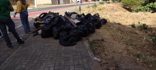 SEMAN realiza mutir&atilde;o de limpeza nas margens do Rio Parna&iacute;ba(Imagem:FlorianoNews)
