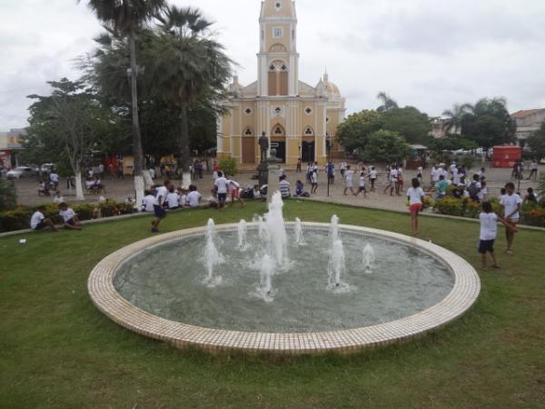 Caminhada marca rein&iacute;cio do Programa Segundo Tempo.(Imagem:FlorianoNews)