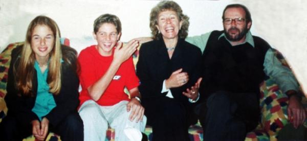 Fam&iacute;lia Richthofen (Suzane, Andreas, Mar&iacute;sia, Manfred). Suzane e os irm&atilde;os Daniel e Cristian Cravinhos foram presos pelo assassinato dos pais dela.(Imagem:Reprodu&ccedil;&atilde;o/S&eacute;rgio Castro)