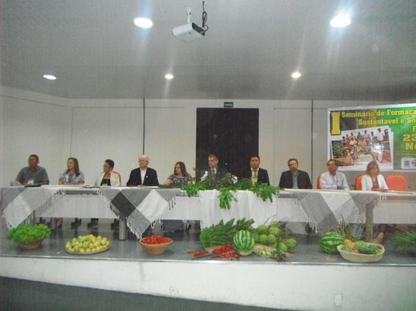 Realizada abertura do Seminário de políticas de desenvolvimento sustentável em Floriano.(Imagem:FlorianoNews)