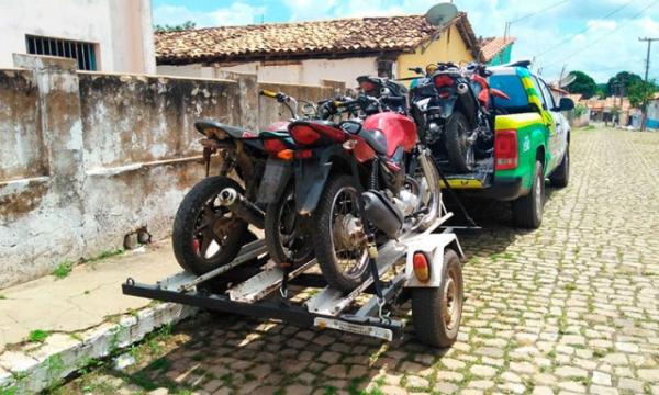Polícia investiga receptação e adulteração de 5 motos roubadas em Floriano