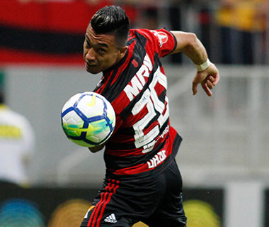 Atacantes vivem seca, e Flamengo atravessa período de poucos gols