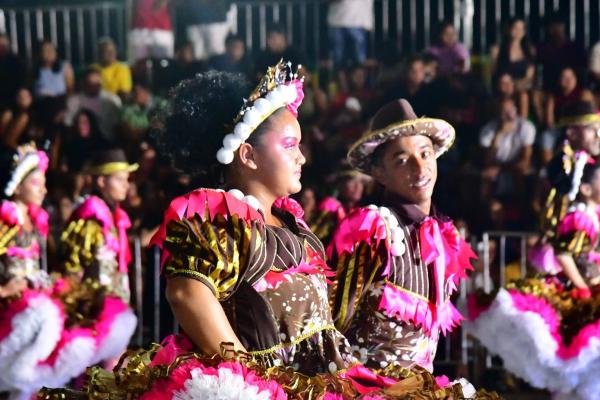 Vereadores de Floriano prestigiam abertura de Festival Regional da Tradi&ccedil;&atilde;o Junina Nacional(Imagem:CMF)
