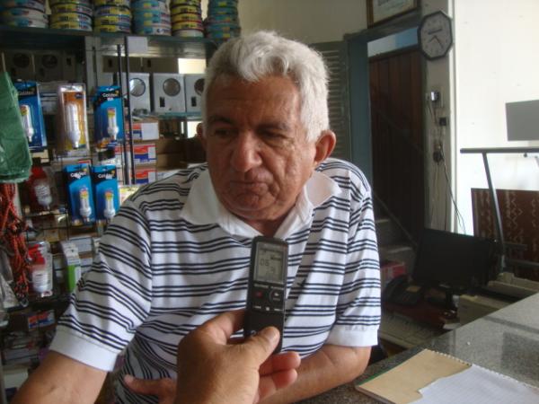 Entrevista com Carlos Bucar sobre a venda de vacinas para febre aftosa(Imagem:reda&ccedil;&atilde;o)