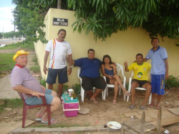 Cotidiano: amigos curtindo o feridao(Imagem:reda&ccedil;ao)