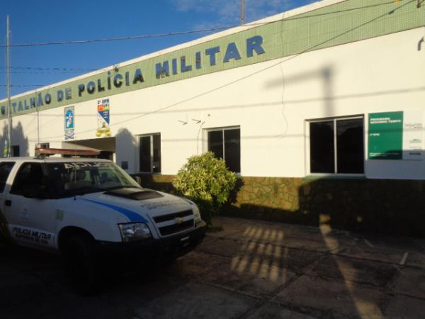 Residência é arrombada no bairro Bom Lugar