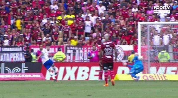Avaí se despede da Série A com vitória sobre o Flamengo