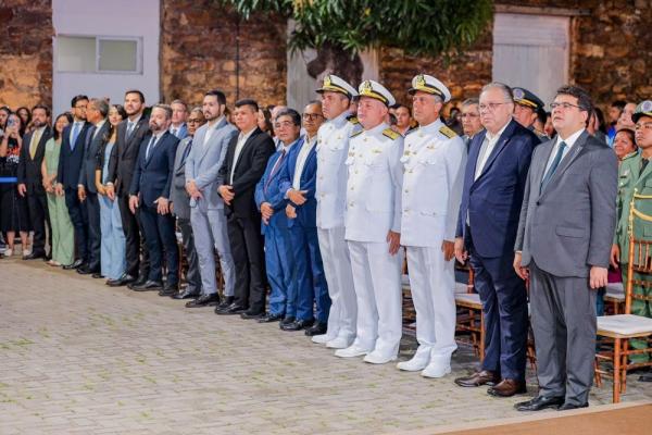 Rafael Fonteles homenageia 27 pessoas na Cerimônia de Outorga da Ordem Estadual do Mérito Renascença