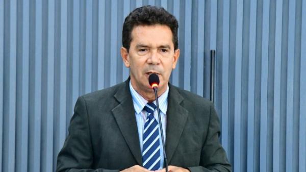 Número crescente de feminicídios preocupa vereador de Floriano