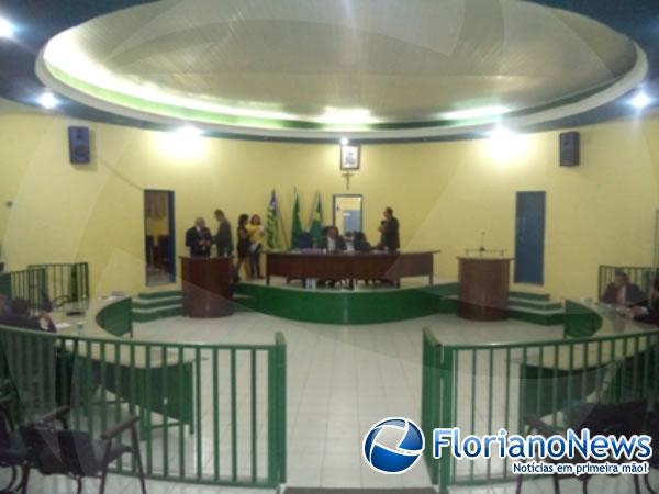Vereadores reprovam Requerimento na C&acirc;mara Municipal de Floriano.(Imagem:FlorianoNews)