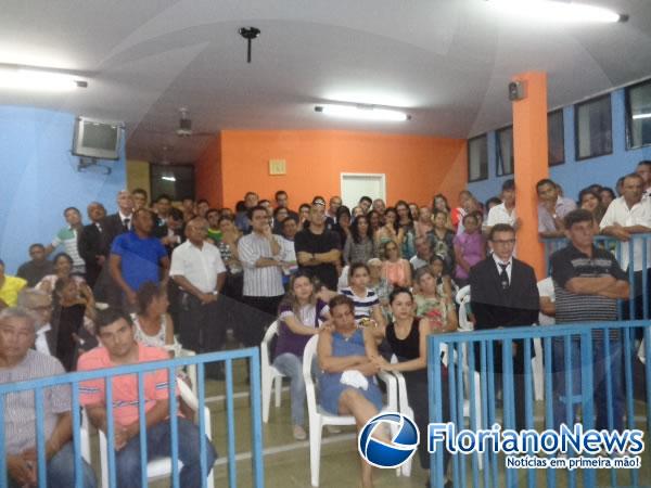 Emo&ccedil;&atilde;o e como&ccedil;&atilde;o marca sess&atilde;o especial e sepultamento do Secret&aacute;rio Gonzaga Carvalho. (Imagem:FlorianoNews)