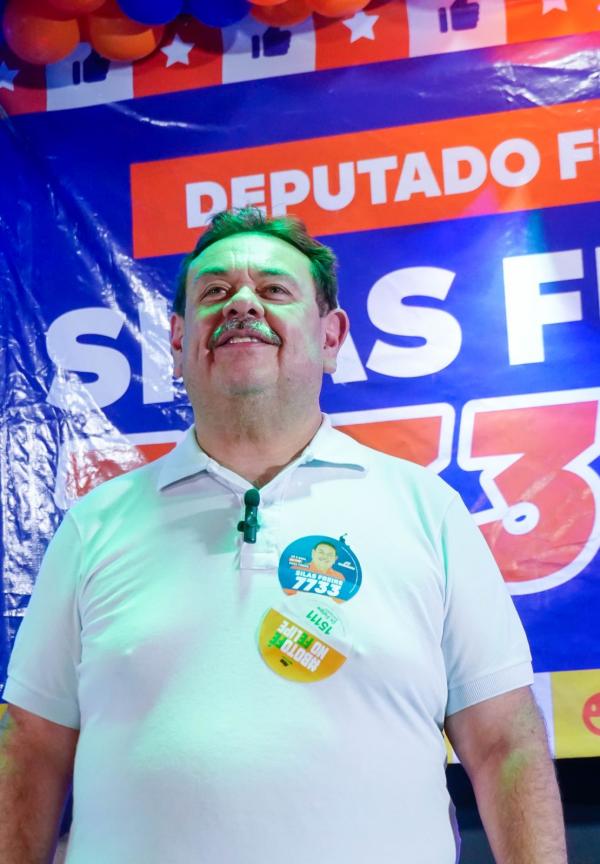 Silas Freire lan&ccedil;a candidatura em Floriano e recebe multid&atilde;o de pessoas (Imagem:Divulga&ccedil;&atilde;o)