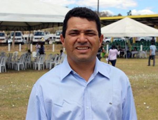 Idoso é baleado na boca após confusão com prefeito em Amarante
