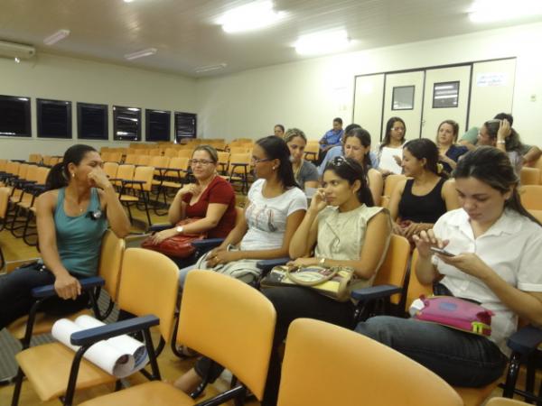 Secretaria de Saúde promove capacitação de teste de Snellen em Floriano