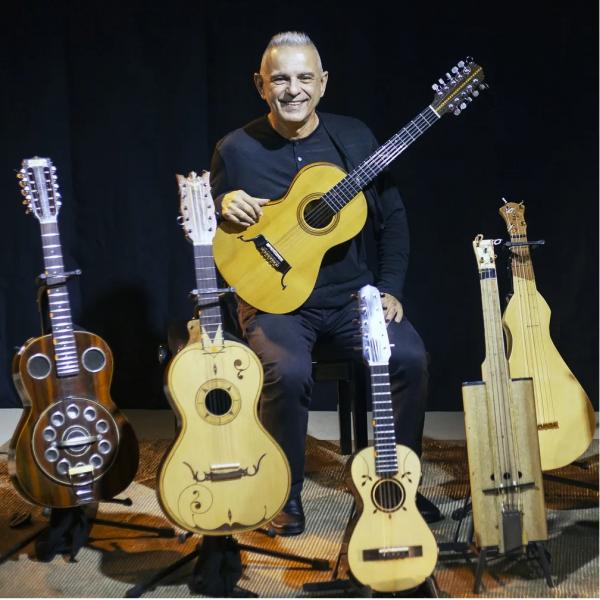Roberto Corrêa une as seis violas brasileiras com a viola da gamba em "Concerto para vaca e boi"