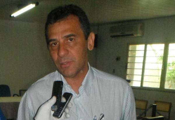 Prefeito Gilberto J&uacute;nior(Imagem:FlorianoNews)