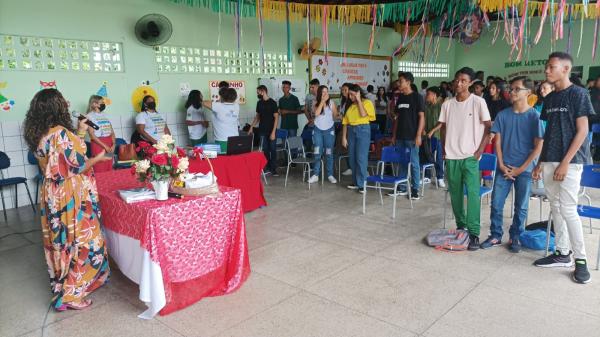 Iniciada as aulas da rede estadual de ensino em Floriano