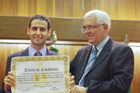 Médico goiano recebe título de cidadania piauiense