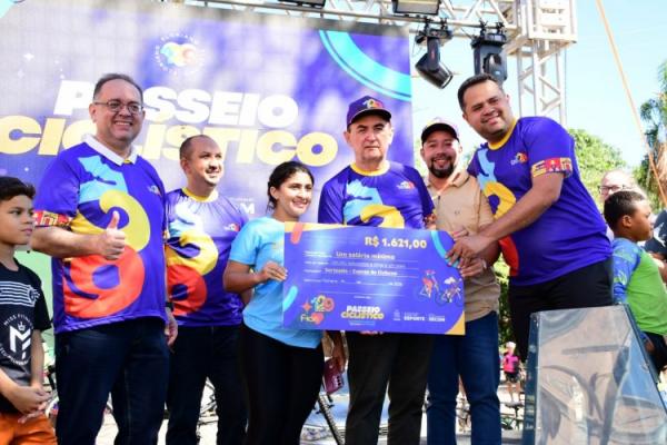 129 anos: Passeio cicl&iacute;stico re&uacute;ne cerca de 1.500 participantes nas comemora&ccedil;&otilde;es do anivers&aacute;rio de Floriano(Imagem:Secom)