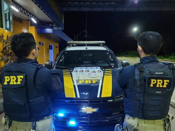 Floriano: PRF apreende carga ilegal de produtos eletrônicos avaliada em R$ 74 mil reais em ônibus