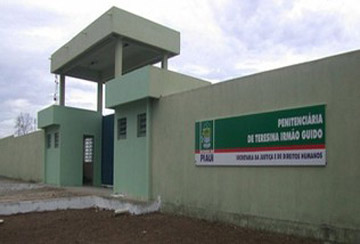 Agentes encontram carta determinando rebeliões