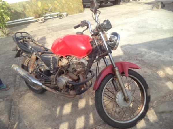 PM recupera motocicleta na zona rural de Floriano.(Imagem:FlorianoNews)