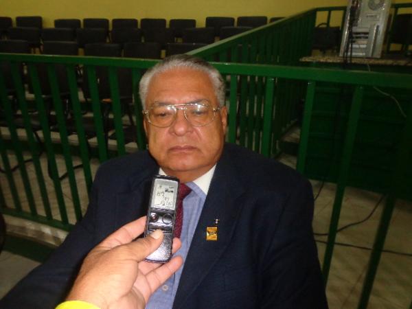 Jos&eacute; Le&atilde;o Azevedo de Carvalho (PSD).(Imagem:FlorianoNews)
