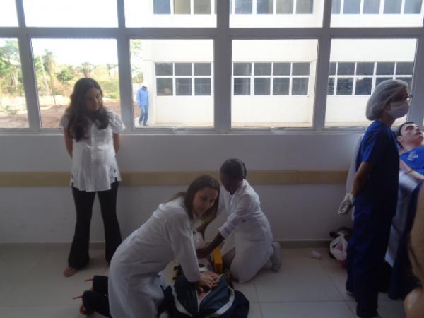 FAESF realiza Feira das Profiss&otilde;es para estudantes em Floriano.(Imagem:FlorianoNews)