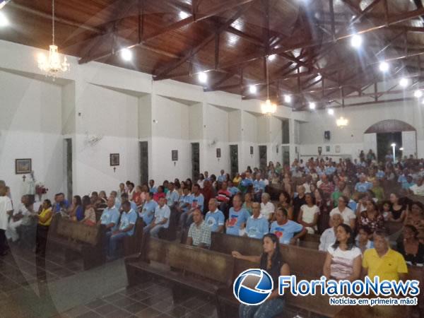 Igreja de São José Operário realiza missa dedicada aos pais.(Imagem:FlorianoNews)