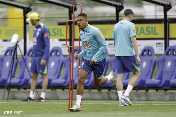 Escalação da Seleção: Ancelotti arma Brasil com Samuel Lino e mais sete mudanças