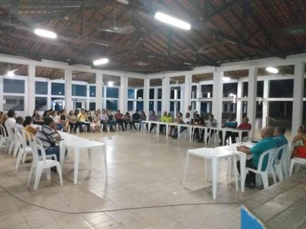 Reunião entre FEBAPI e Saúde de Floriano debate reivindicações dos bairros