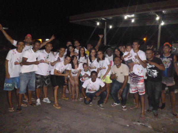 Carreata do bloco Farinhalcool percorreu ruas e avenidas de Floriano