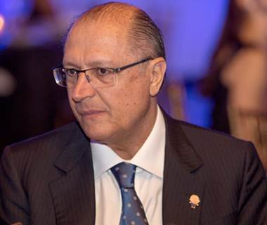 Alckmin diz que saúde e saneamento básico serão destinos prioritários de impostos