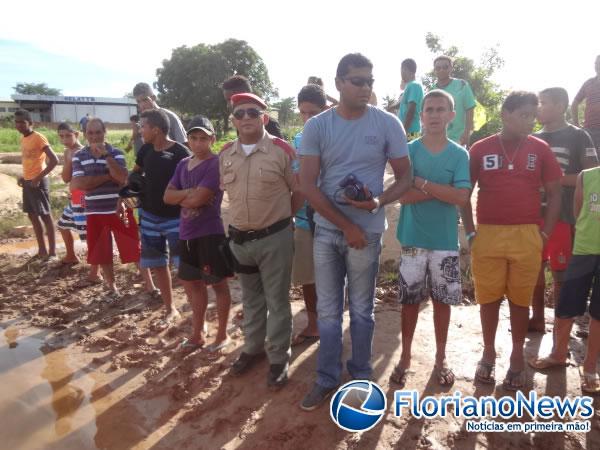 Adolescente é encontrado morto dentro de lago do cano da Agespisa em Floriano.(Imagem:FlorianoNews)