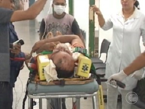 Acidente entre caminhão e van deixa uma pessoa morta na BR-343