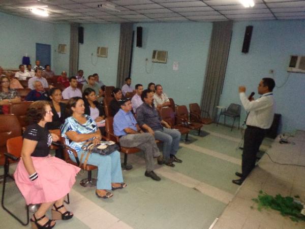 Caixa Econômica realizou palestra para empresários de Floriano.(Imagem:FlorianoNews)