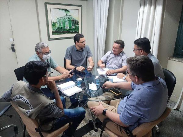 COE volta a recomendar uso de máscaras em locais com aglomerações em Teresina