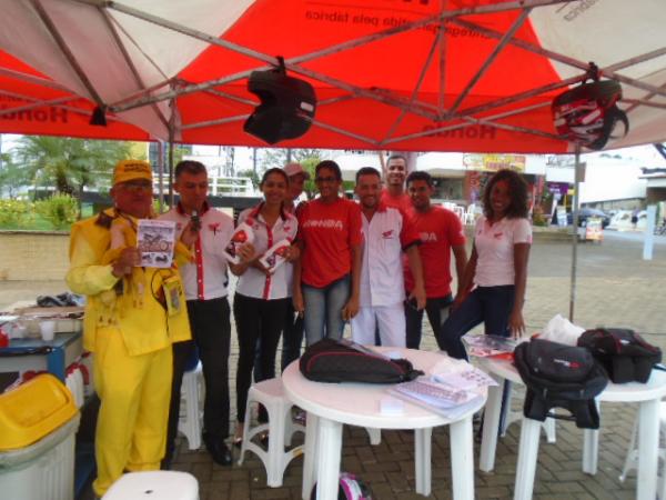 Cajueiro Motos realiza Pit Stop na Pra&ccedil;a Dr. Sebasti&atilde;o Martins.(Imagem:FlorianoNews)