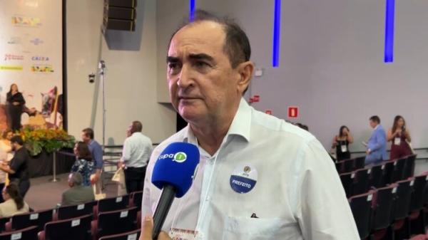 Justiça manda suspender divulgação de pesquisa eleitoral que colocava Antônio Reis na frente