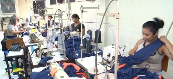 Primeira parcela do 13º salário deve ser paga aos trabalhadores até 30 de novembro