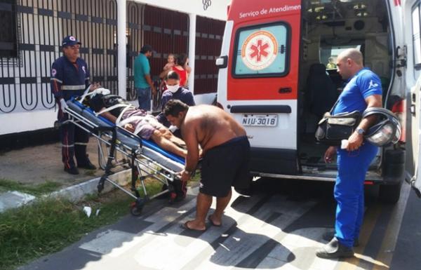 Homem é preso em hospital após acidente enquanto fugia de assalto.(Imagem:CidadeVerde)