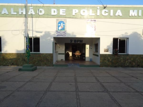 Veículo é apreendido por propaganda eleitoral irregular em Floriano