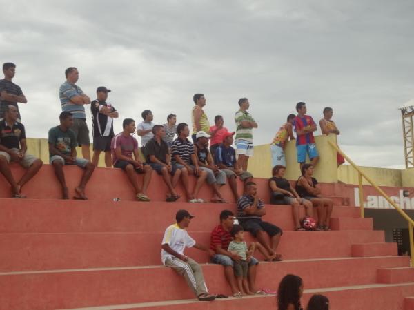 Campeonato M&eacute;dio Sert&atilde;o em Bar&atilde;o de Graja&uacute;.(Imagem:FlorianoNews)